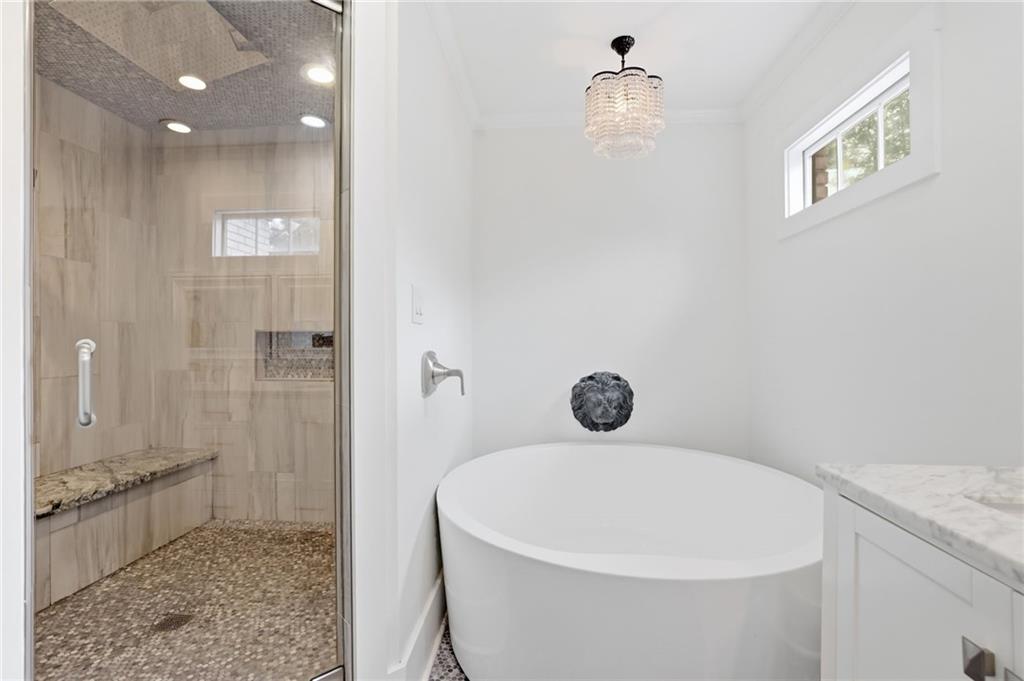 9785 La View Circle