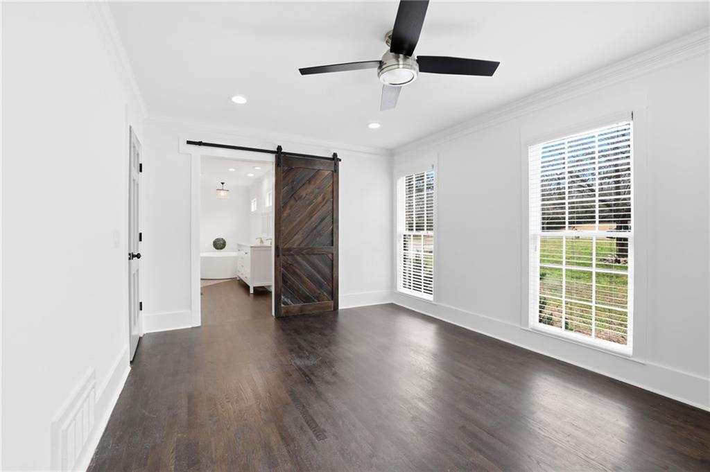 9785 La View Circle