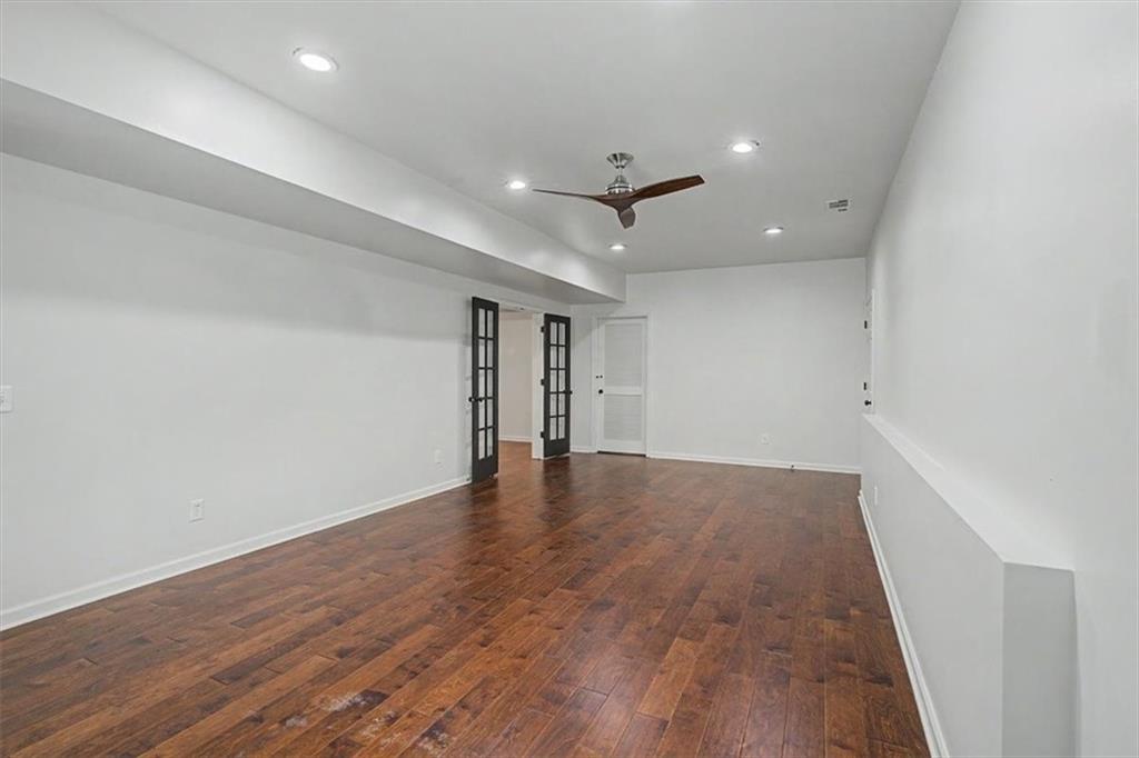 1185 Seale Drive