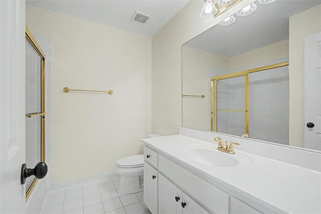 1185 Seale Drive
