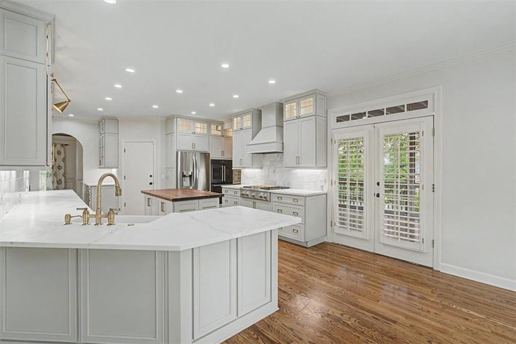 1185 Seale Drive
