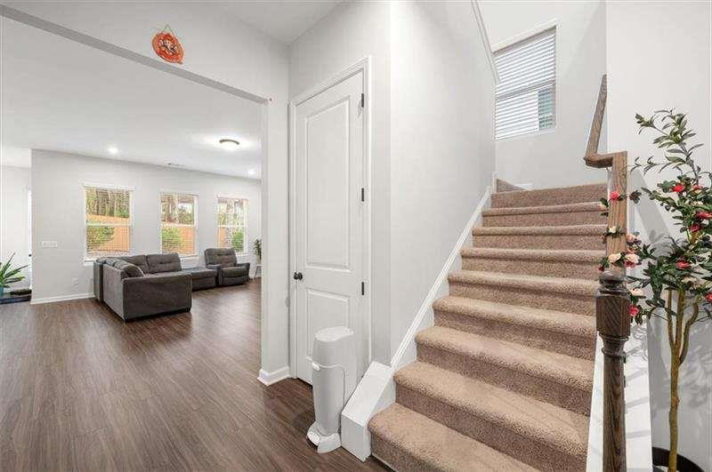 253 Birchwood Row