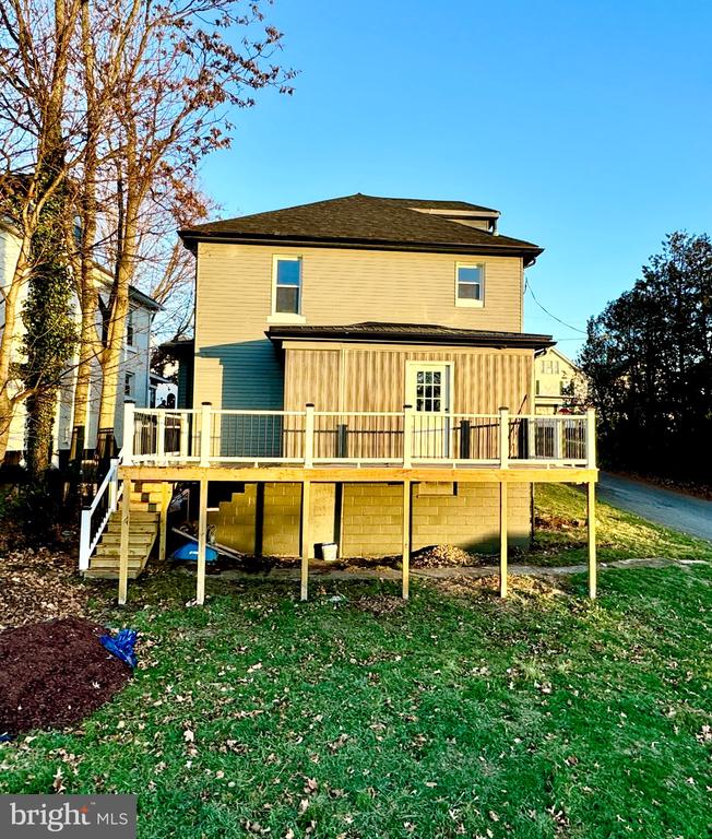 713 HILL TOP DRIVE