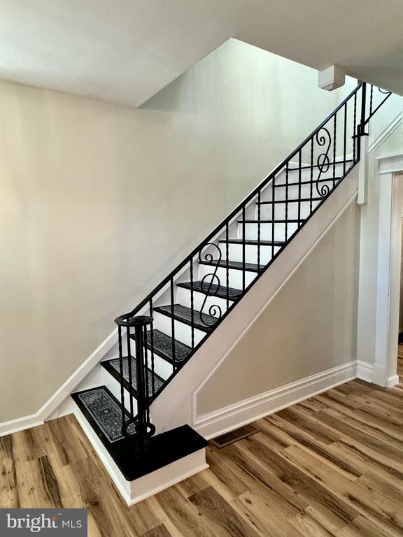 713 HILL TOP DRIVE
