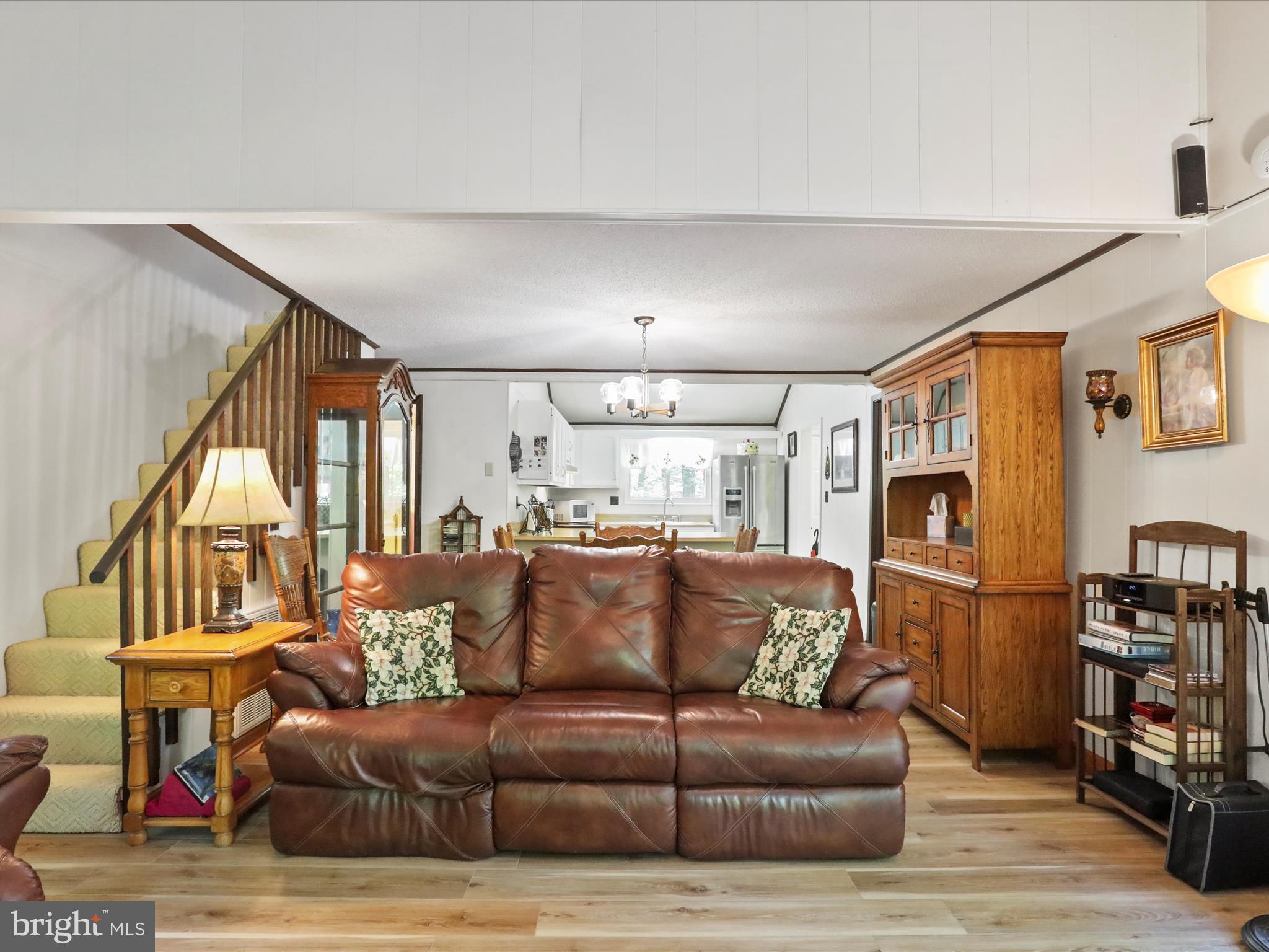171 RUFFED GROUSE LANE