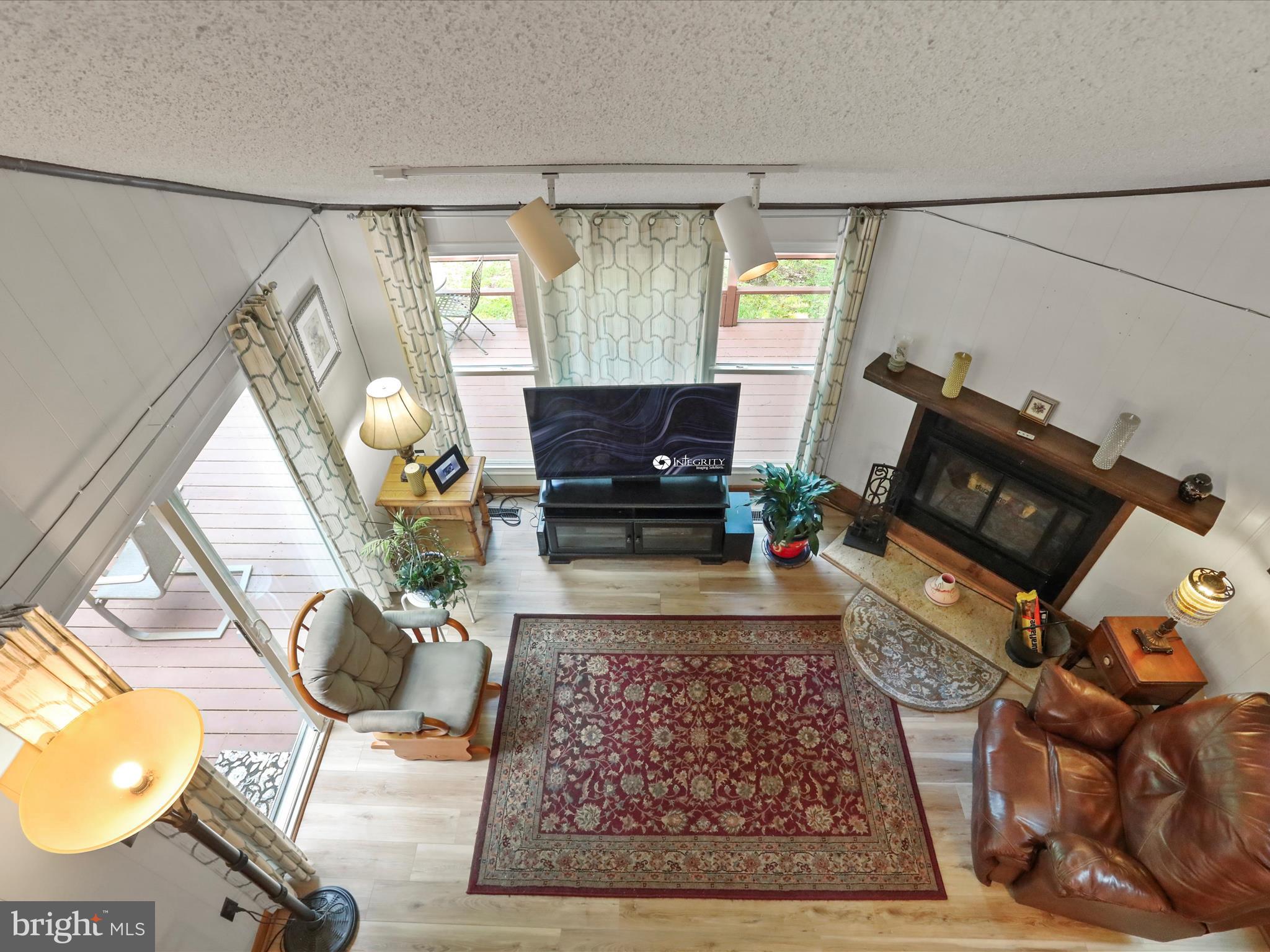 171 RUFFED GROUSE LANE