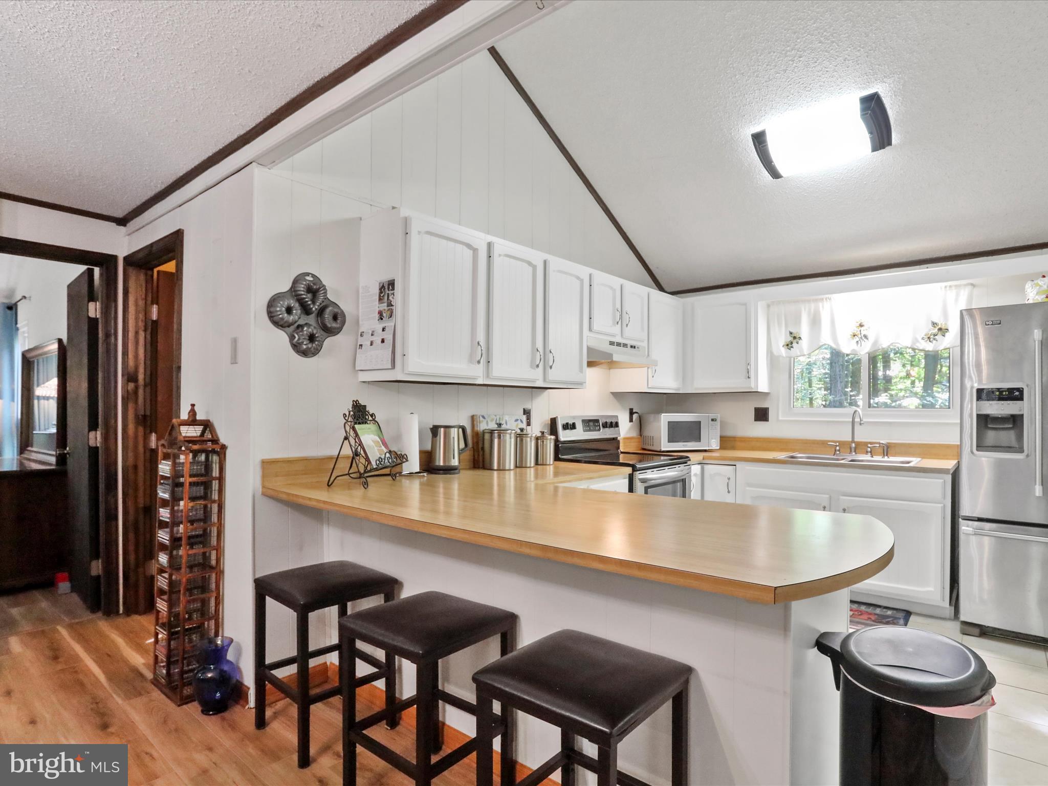 171 RUFFED GROUSE LANE