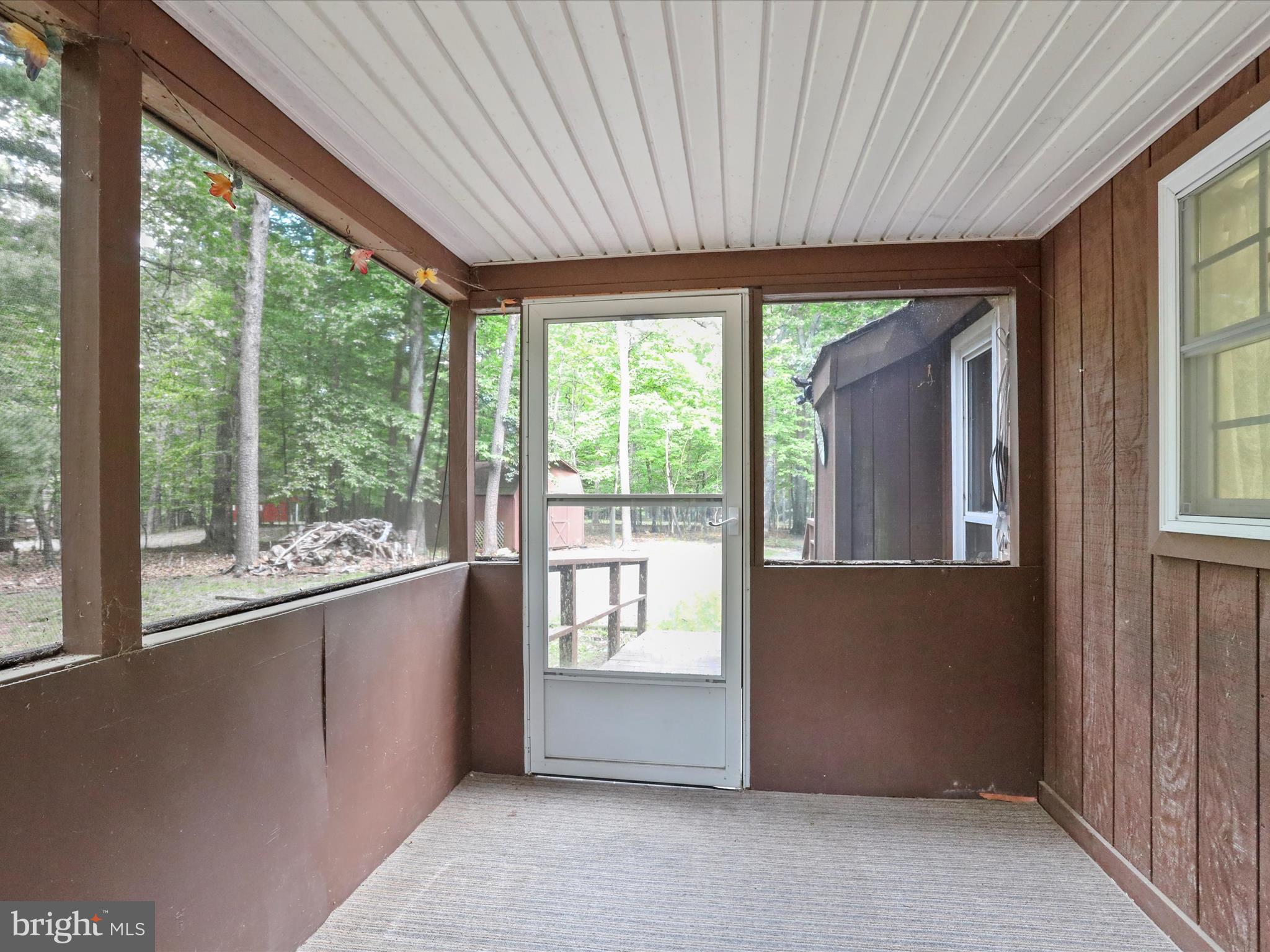 171 RUFFED GROUSE LANE
