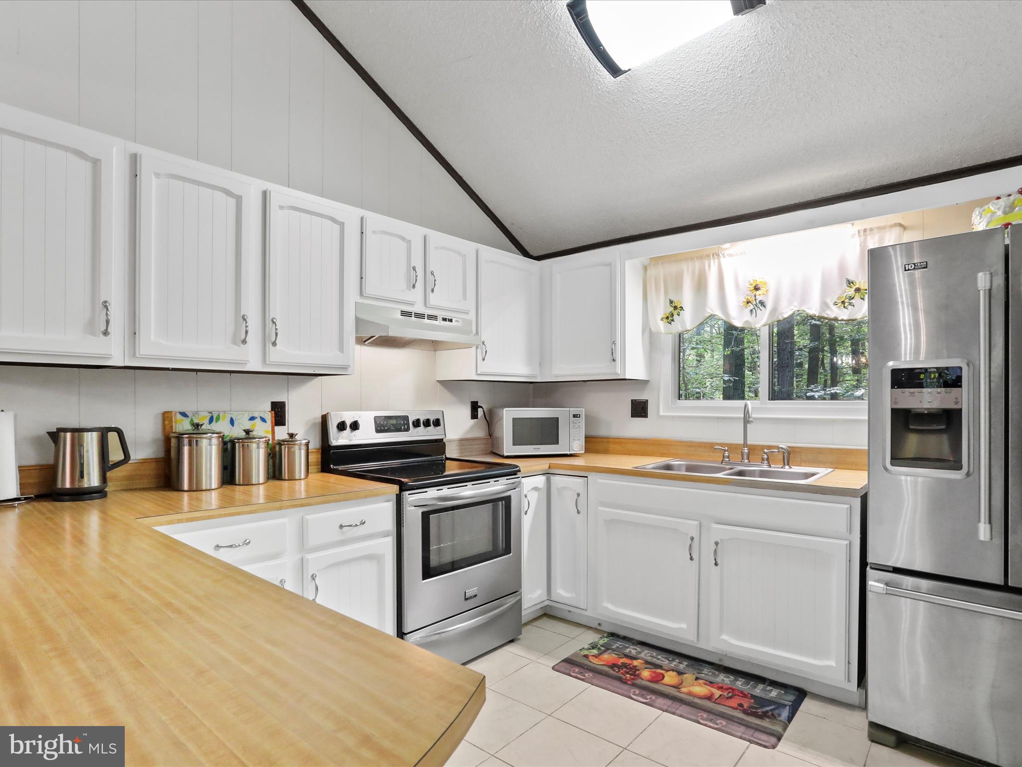 171 RUFFED GROUSE LANE