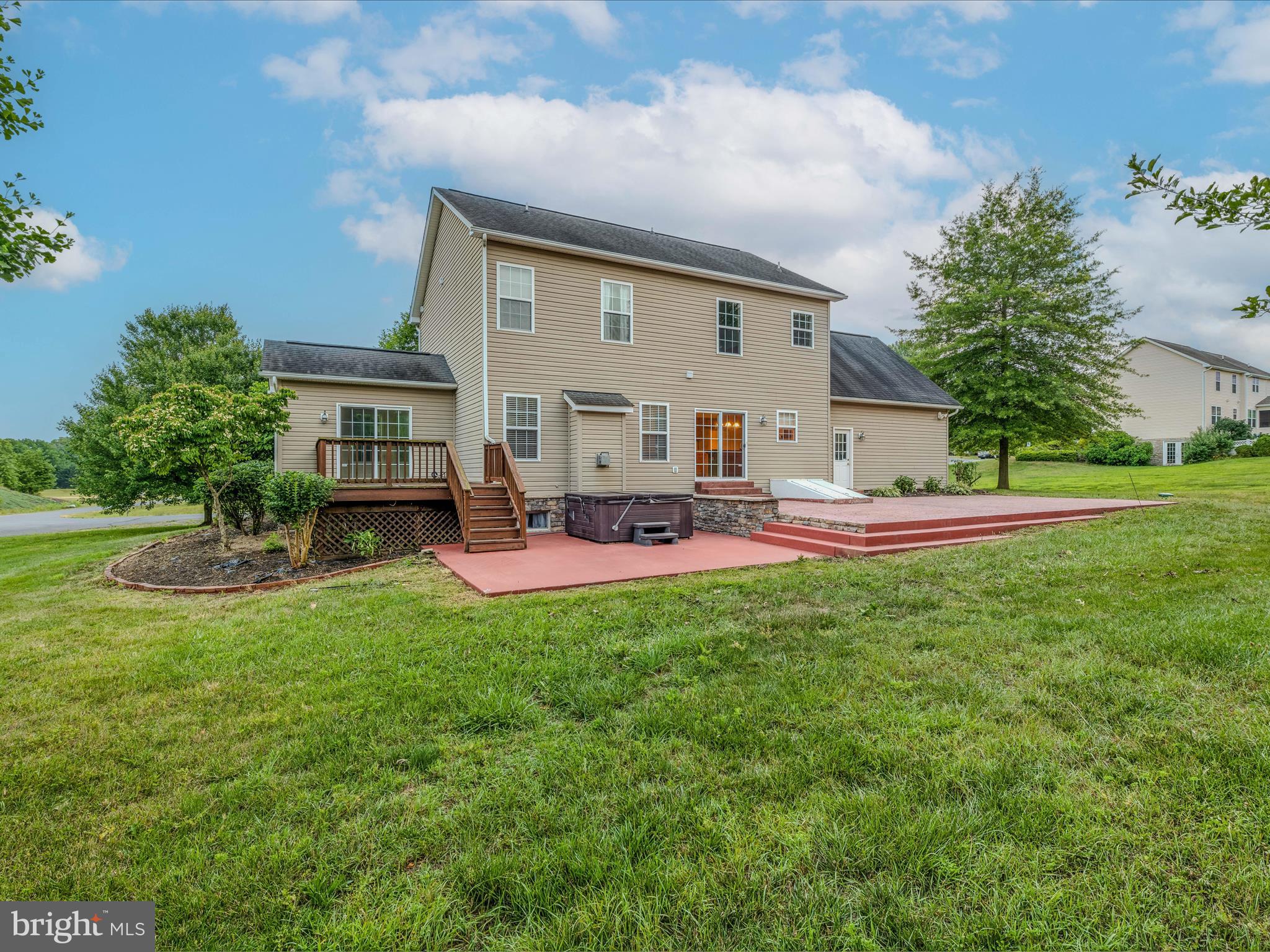 18 MCNEILL DRIVE