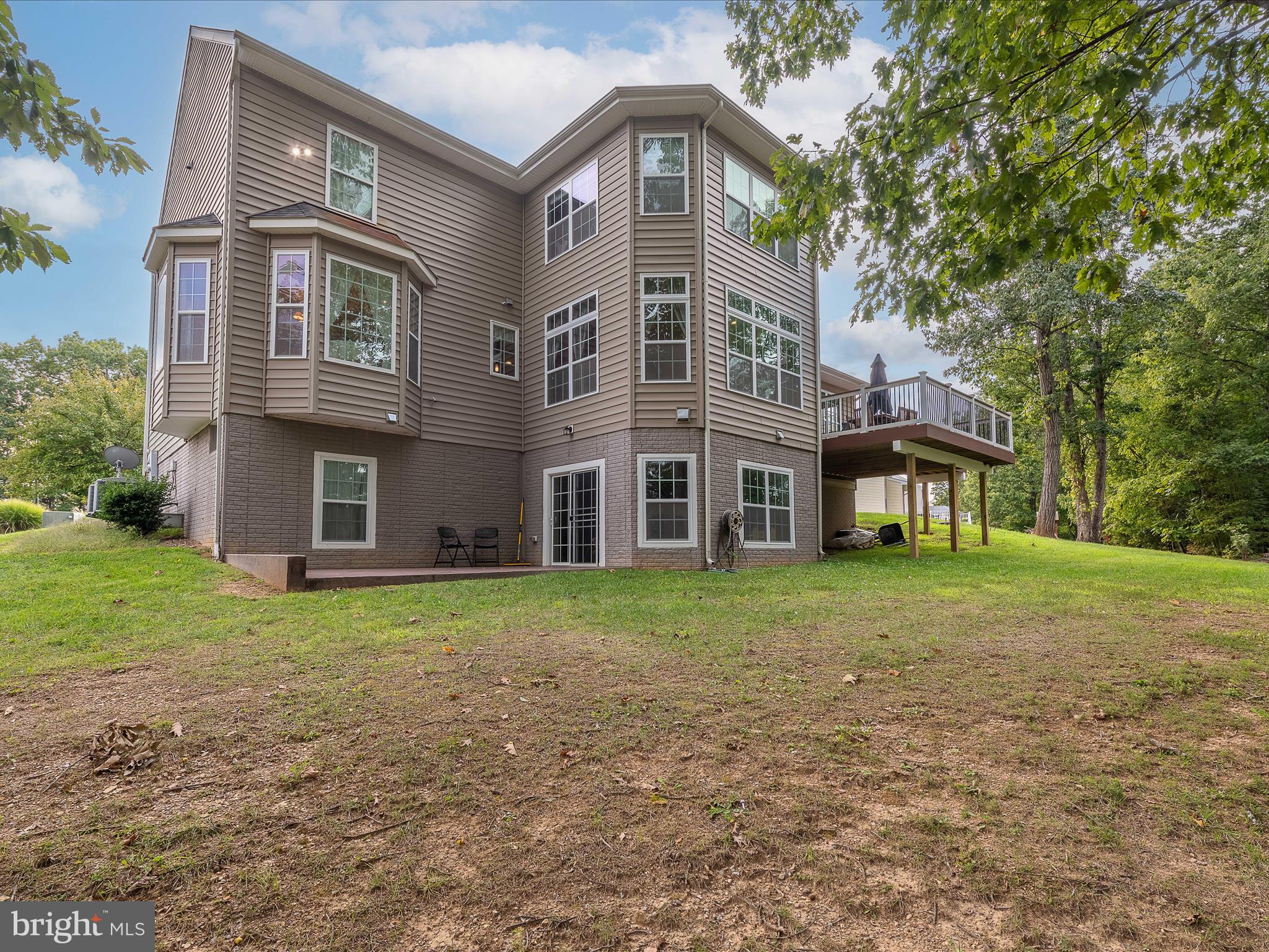 171 LACKAWANNA LANE