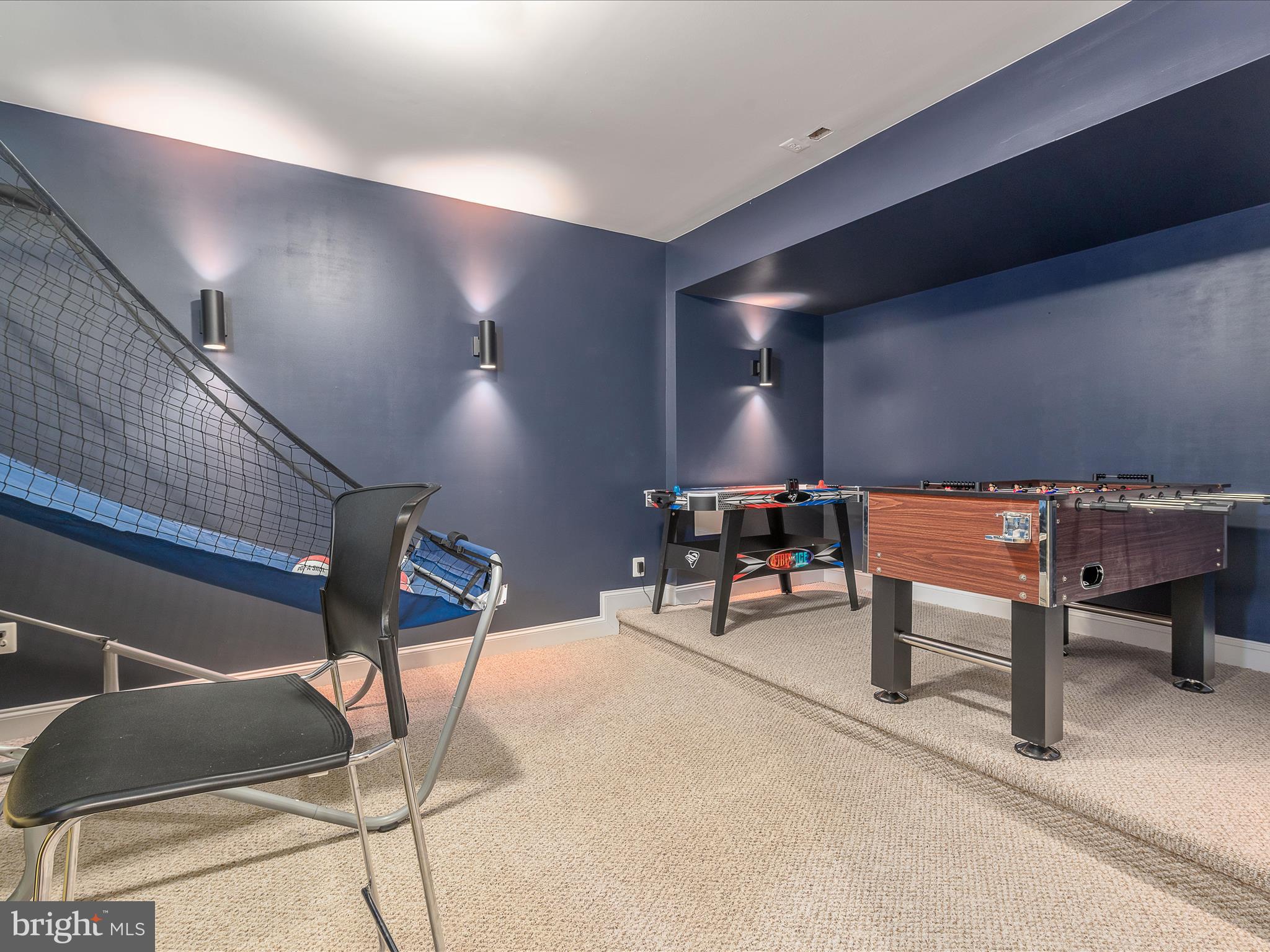 171 LACKAWANNA LANE