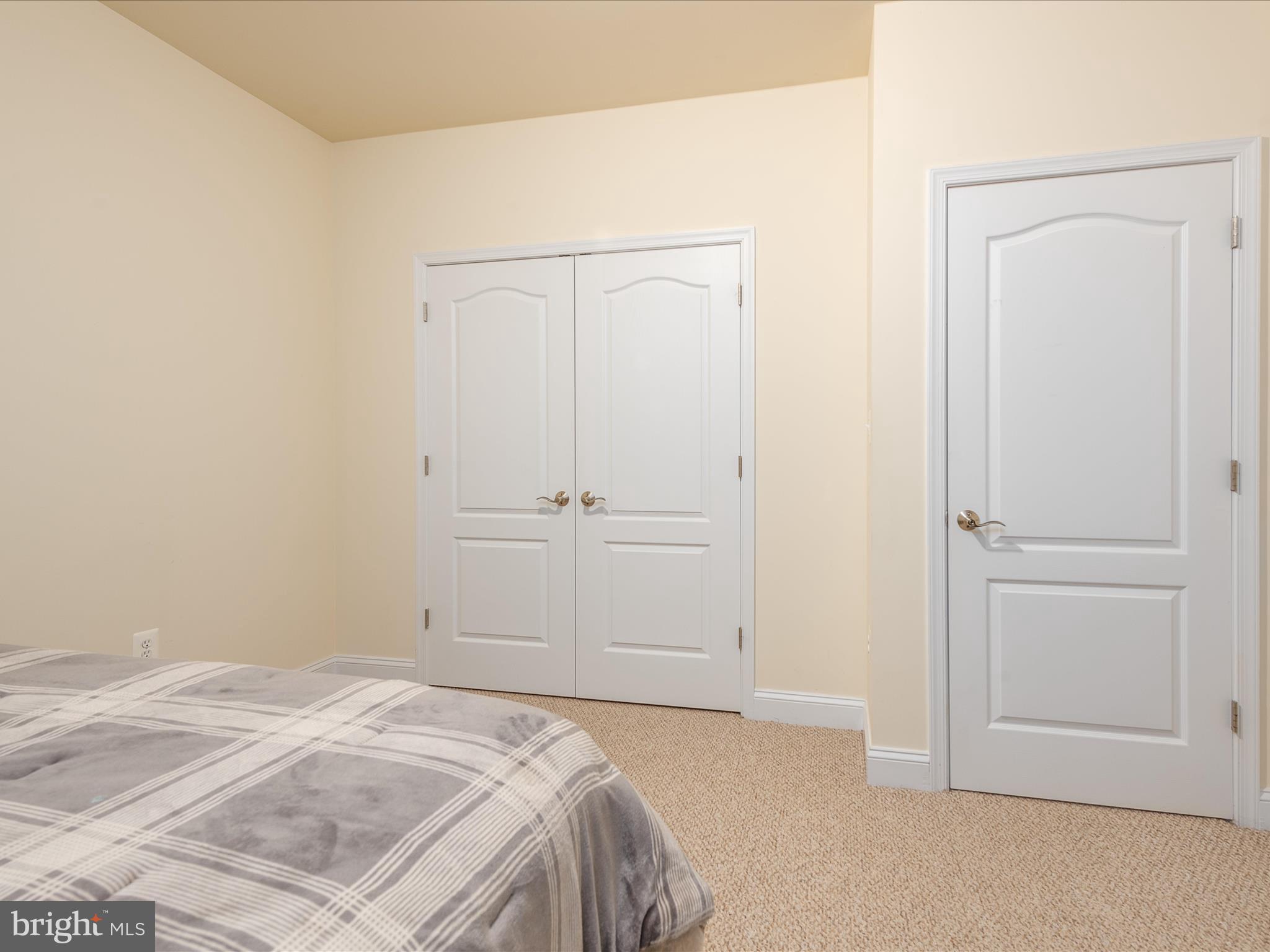 171 LACKAWANNA LANE