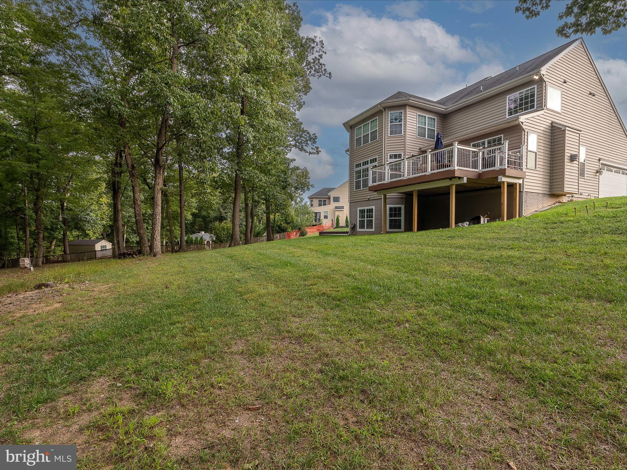 171 LACKAWANNA LANE