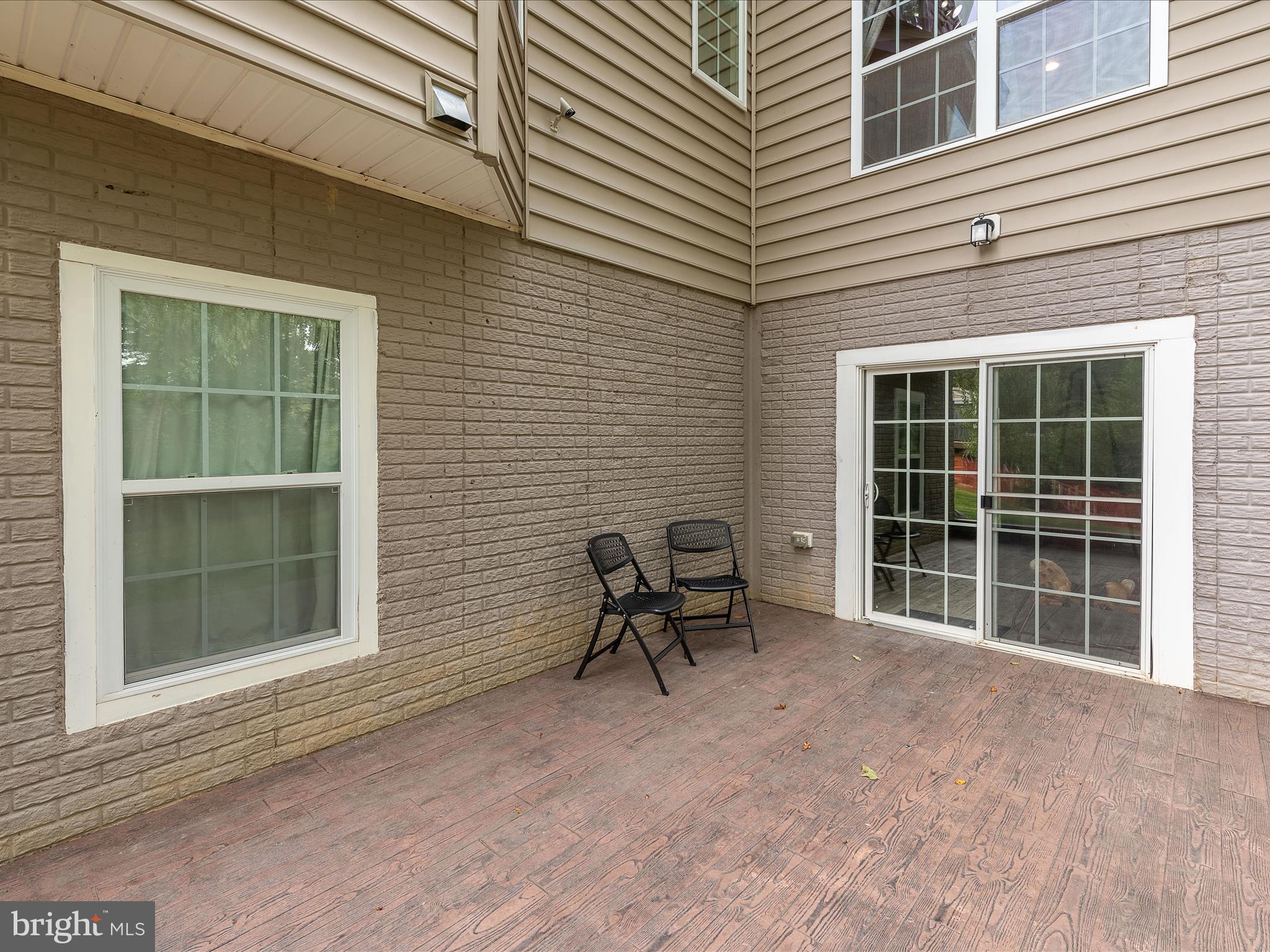 171 LACKAWANNA LANE