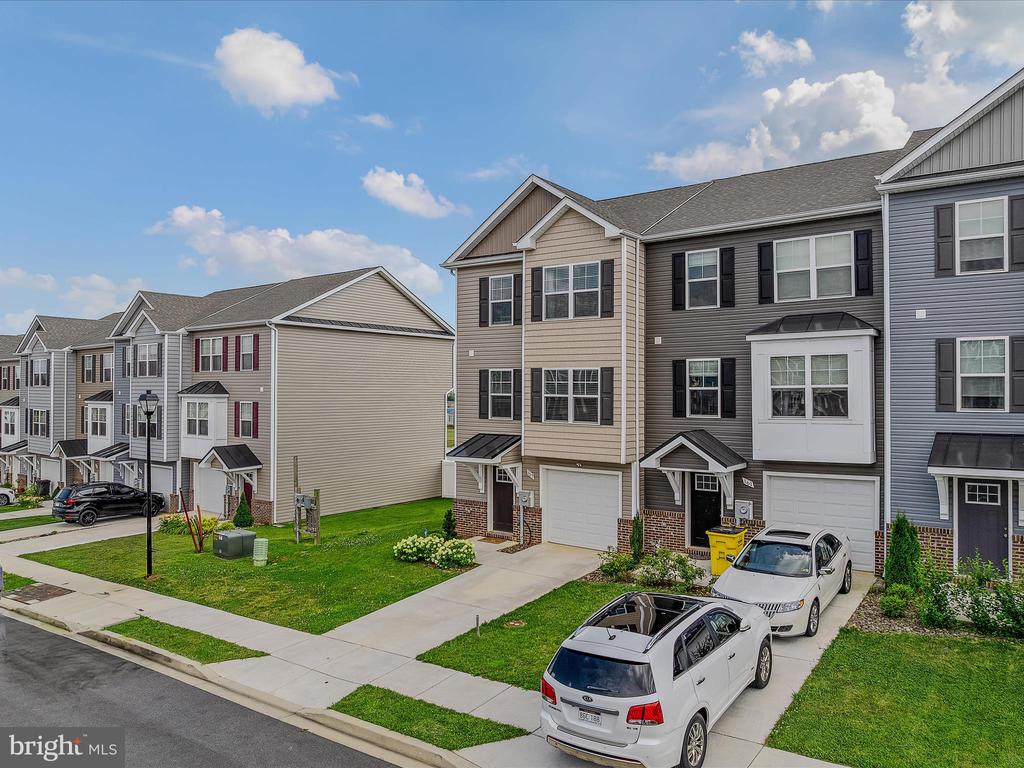 157 CARNES WAY