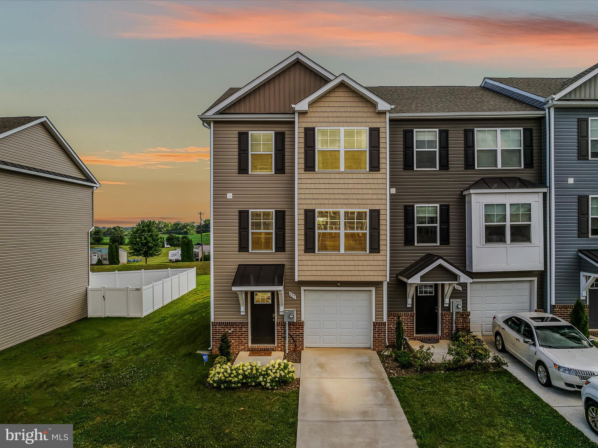 157 CARNES WAY