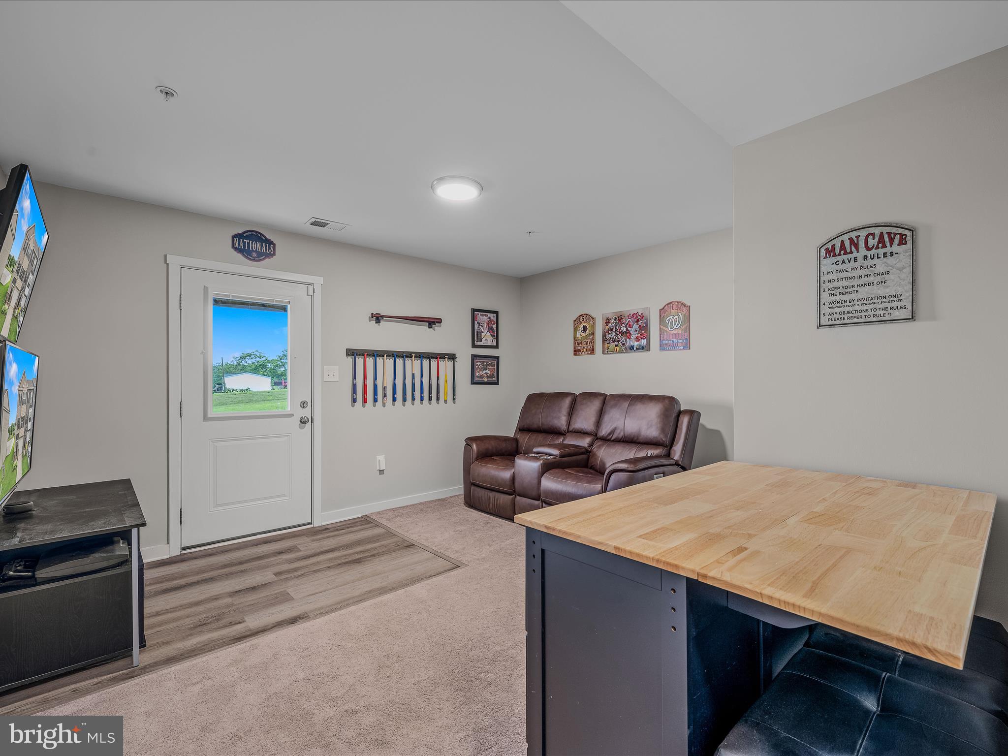 157 CARNES WAY