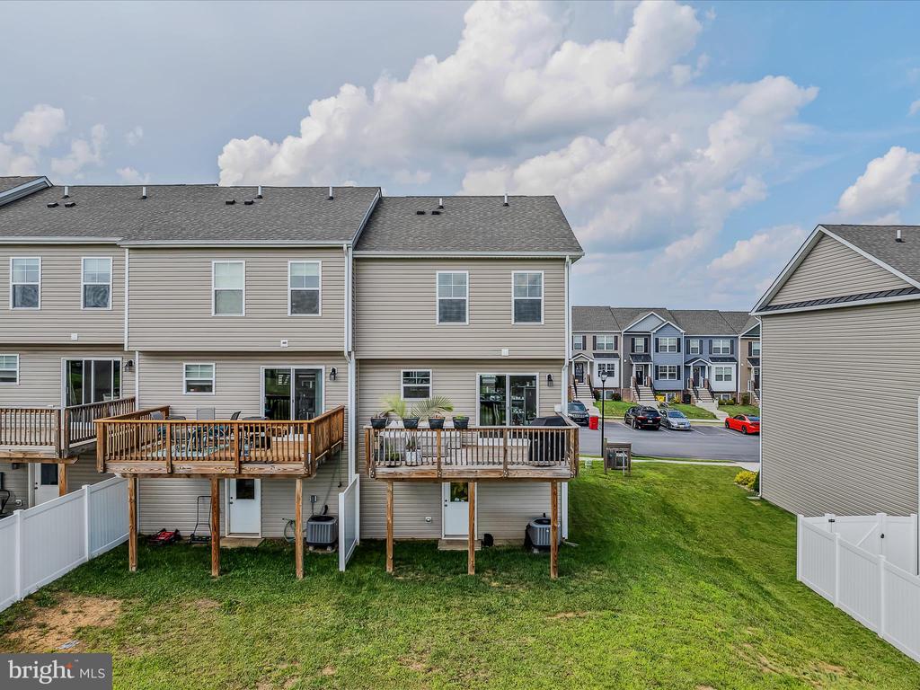 157 CARNES WAY