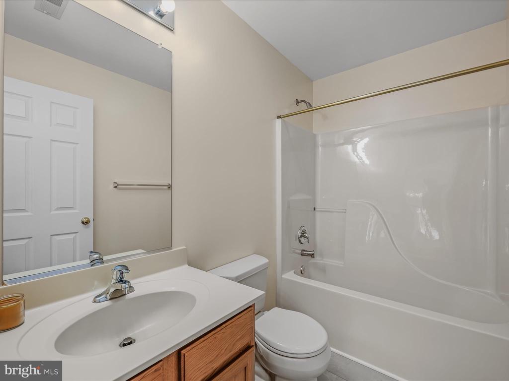 78 DIAMANTE DRIVE