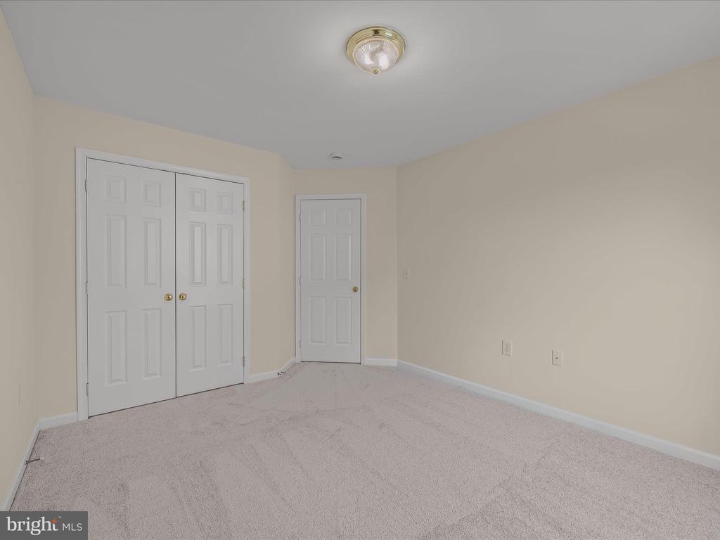 78 DIAMANTE DRIVE