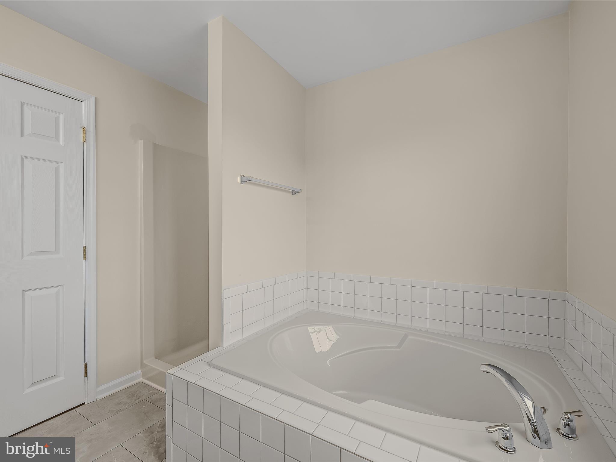 78 DIAMANTE DRIVE