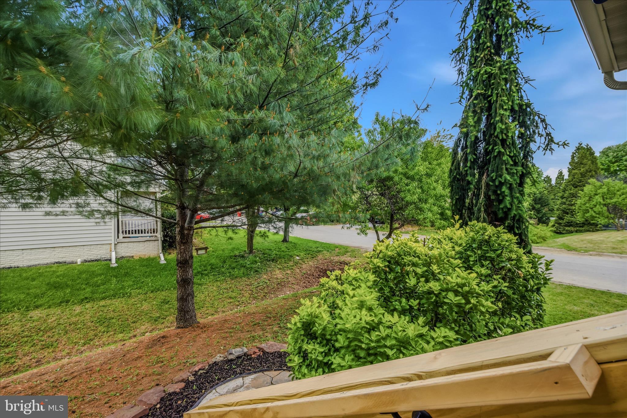 463 RICHWOOD HALL ROAD