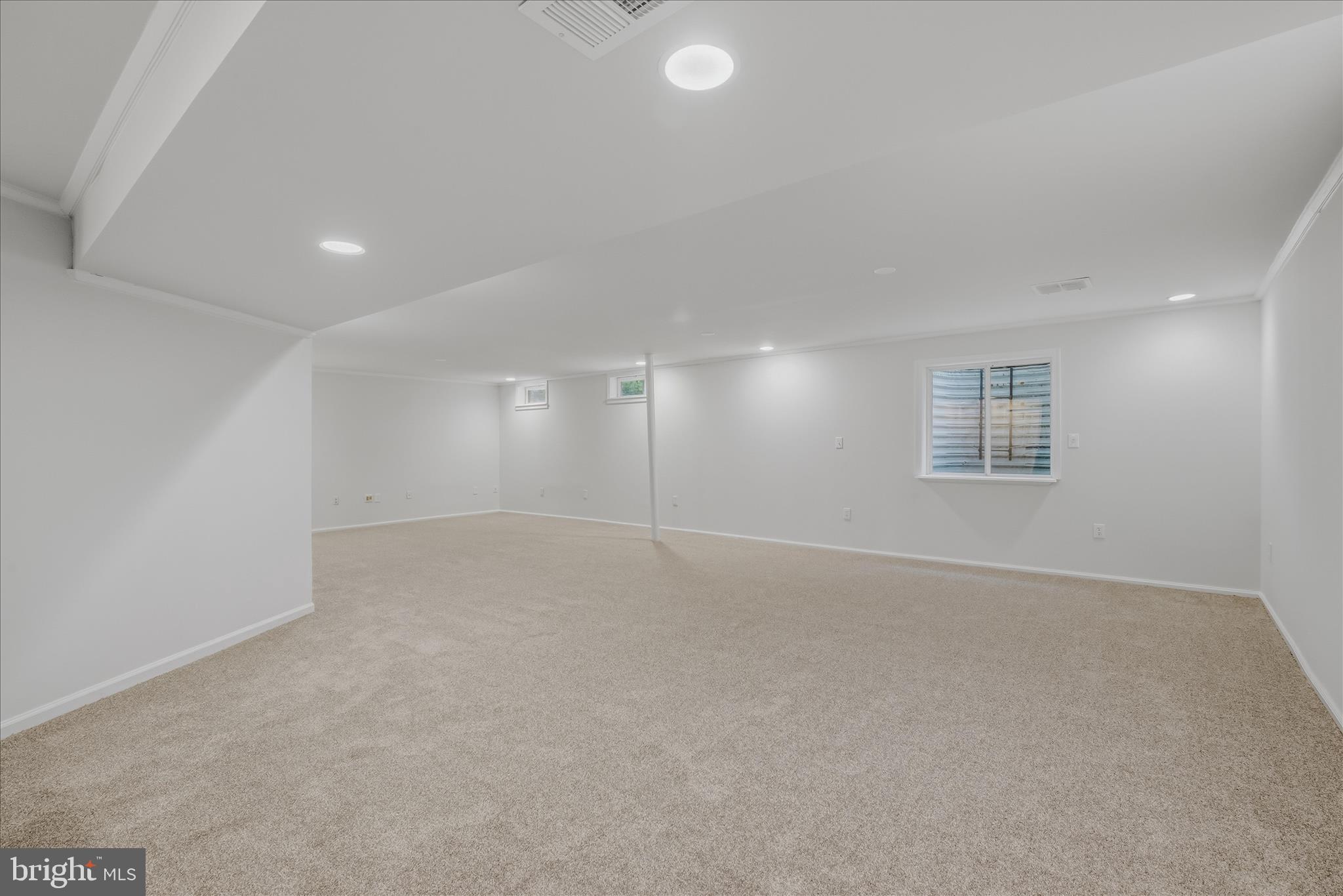 463 RICHWOOD HALL ROAD