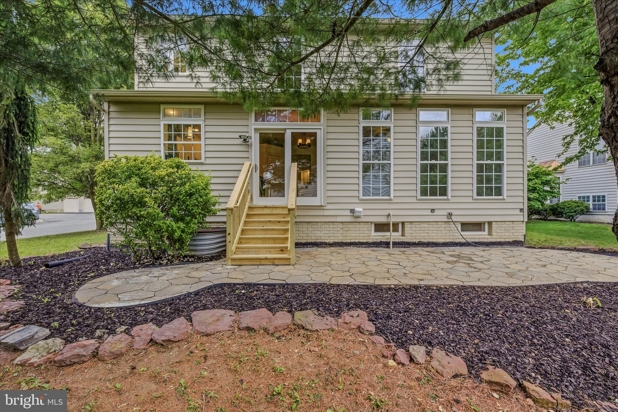 463 RICHWOOD HALL ROAD