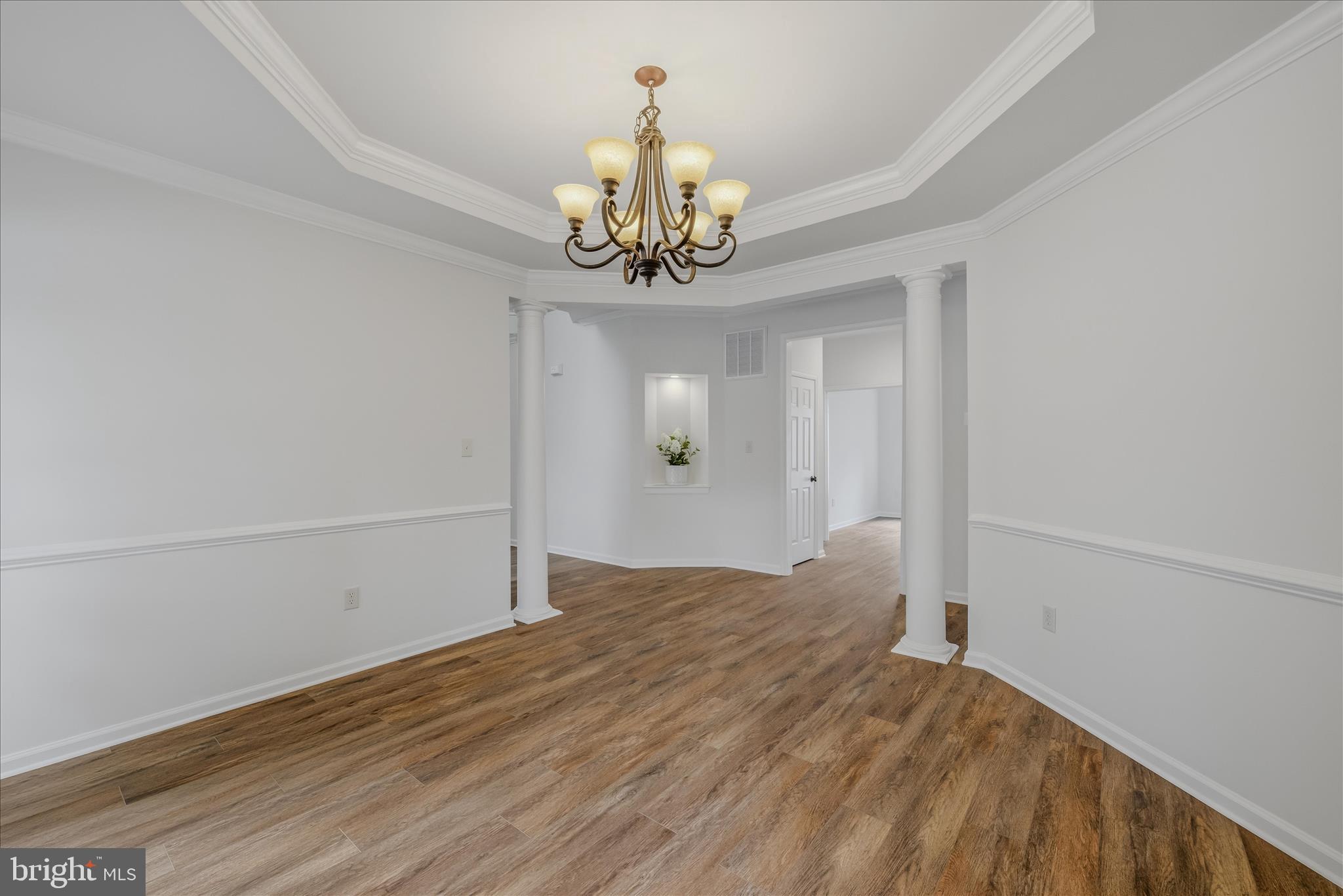 463 RICHWOOD HALL ROAD