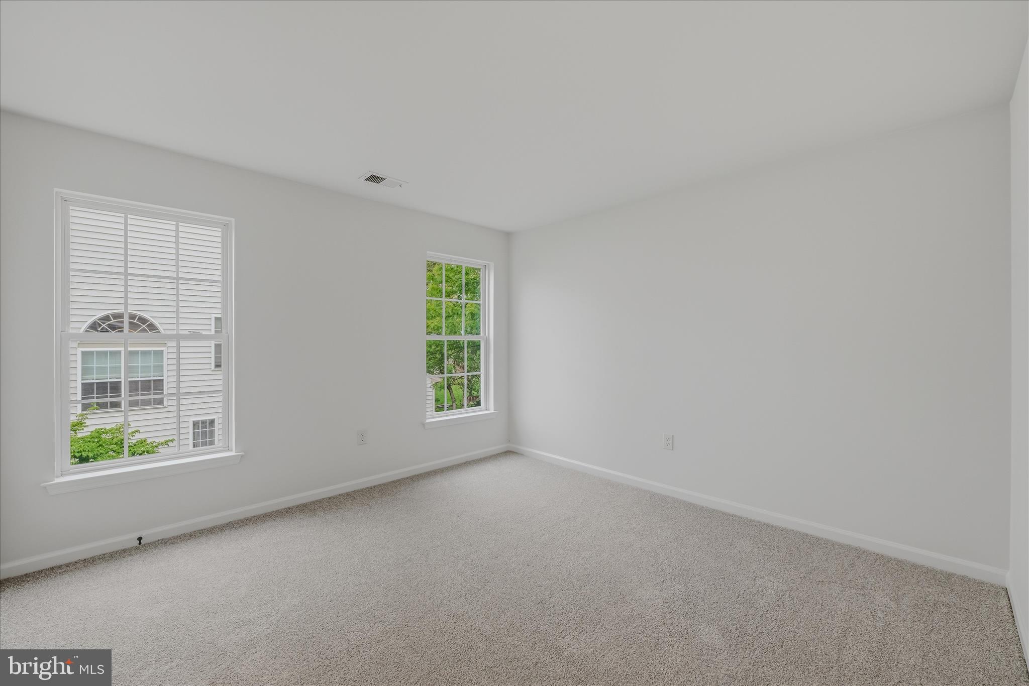 463 RICHWOOD HALL ROAD