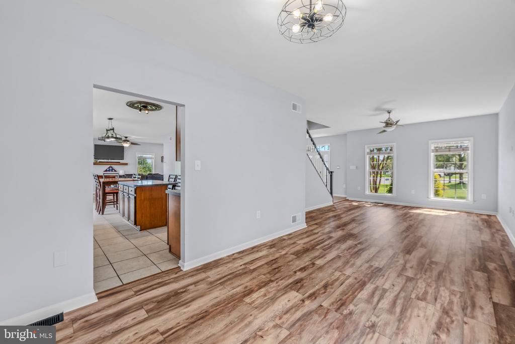 79 WILLINGHAM WAY