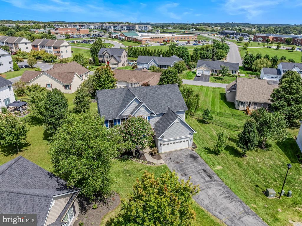 79 WILLINGHAM WAY