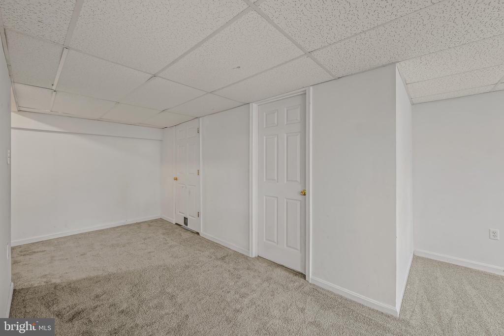 79 WILLINGHAM WAY