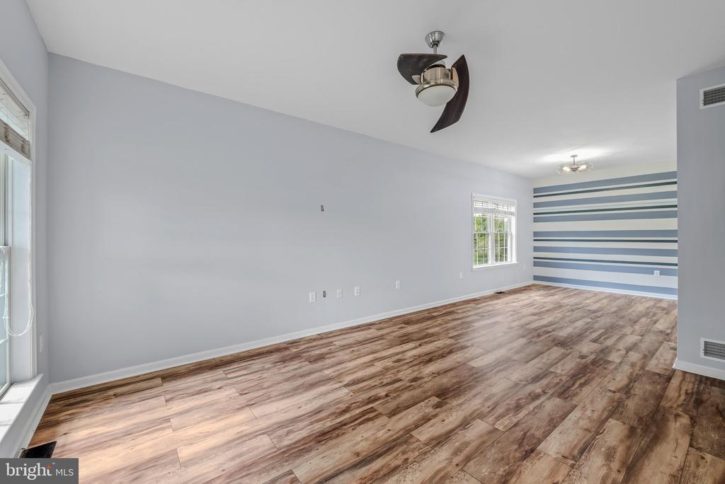 79 WILLINGHAM WAY