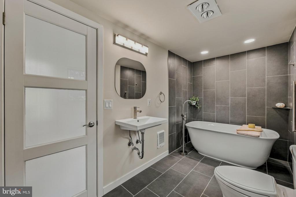 467 TECUMSEH TRAIL