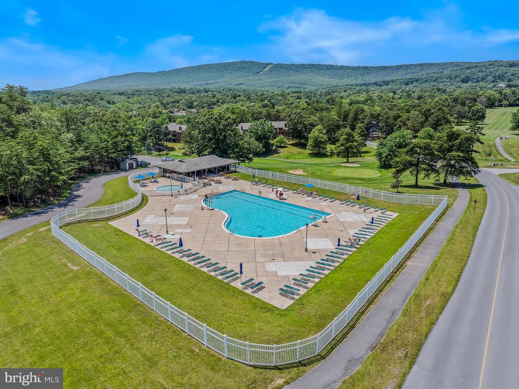 467 TECUMSEH TRAIL
