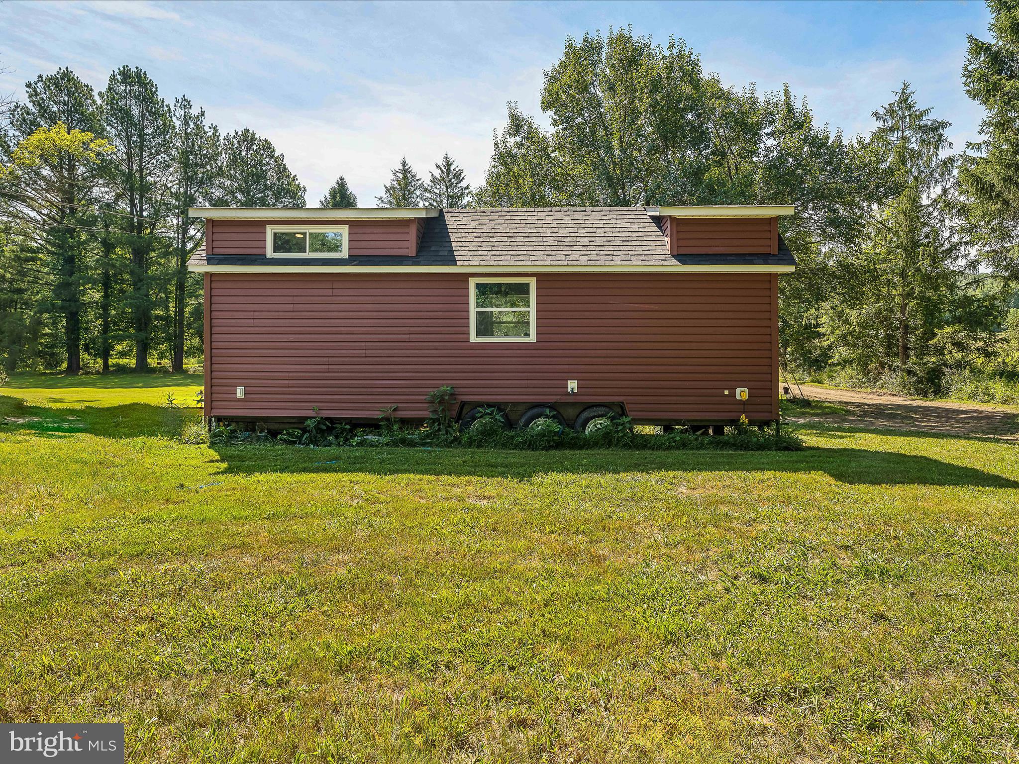 225 RIVER DRIVE