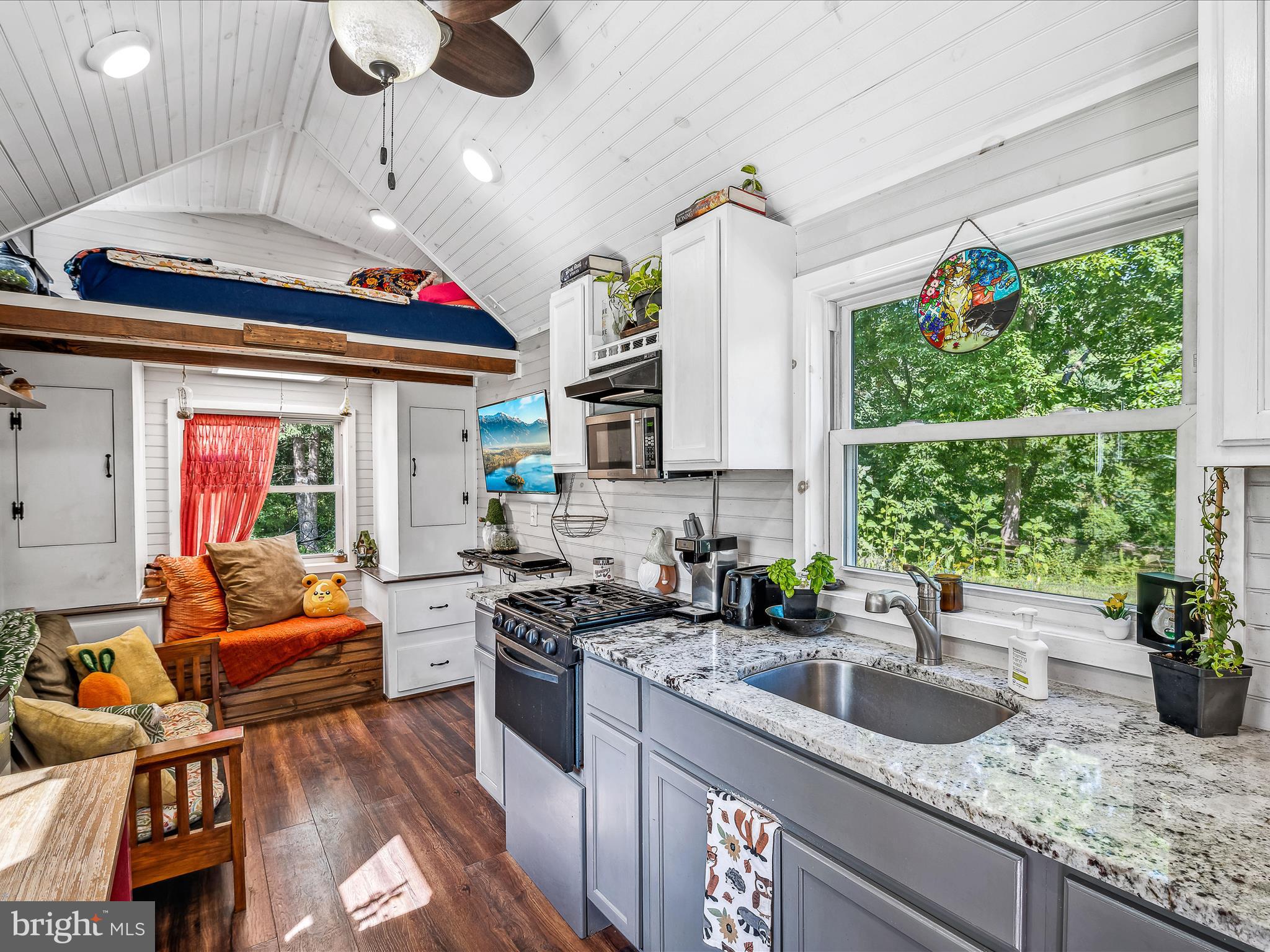 225 RIVER DRIVE