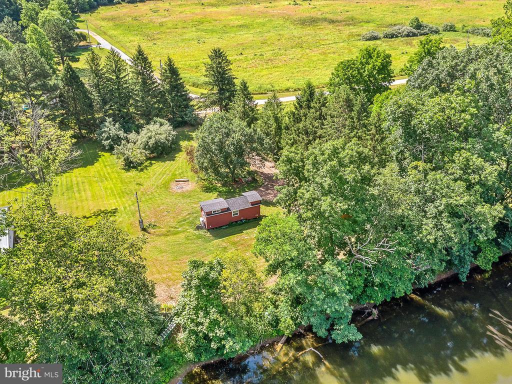 225 RIVER DRIVE