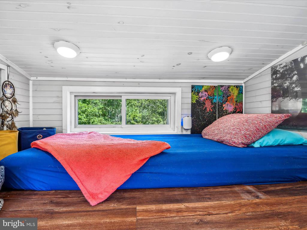 225 RIVER DRIVE