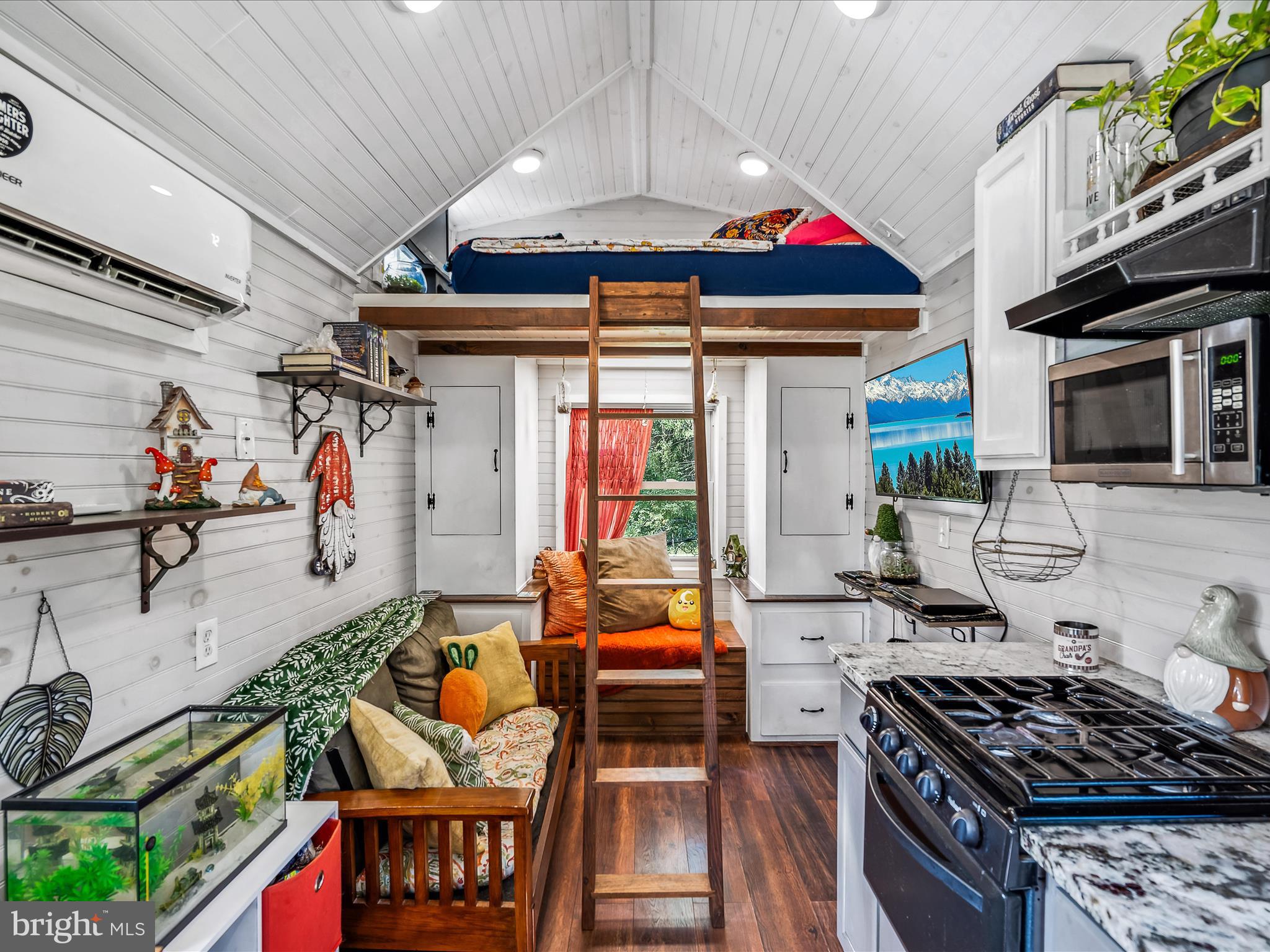 225 RIVER DRIVE