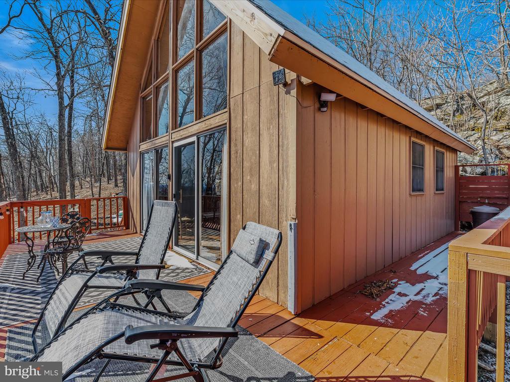 1144 TOWER ROAD