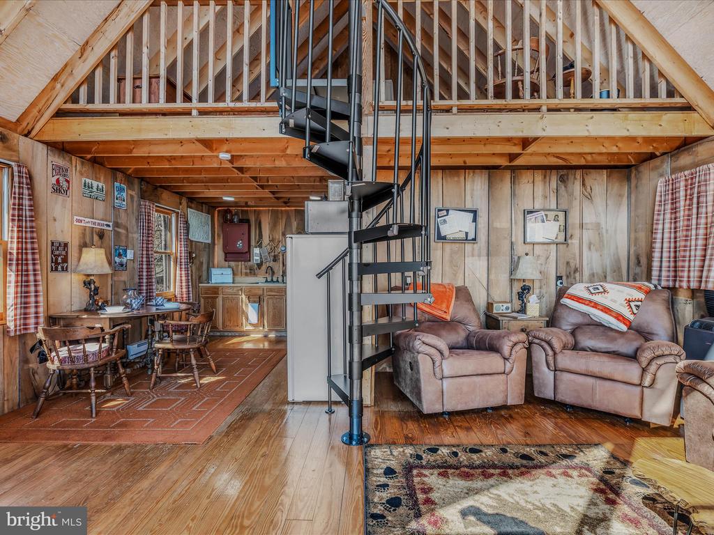 1144 TOWER ROAD