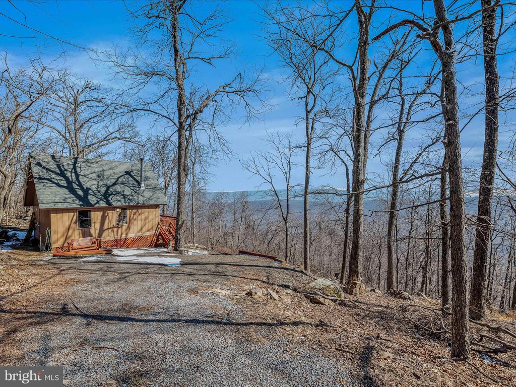 1144 TOWER ROAD
