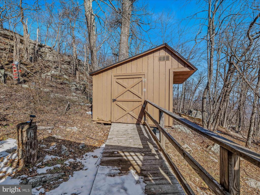1144 TOWER ROAD