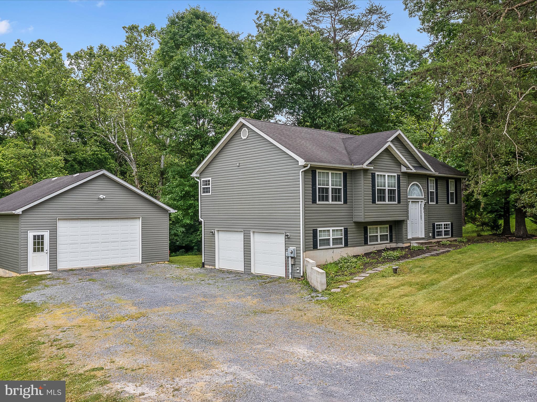 21 PRESLEY LANE