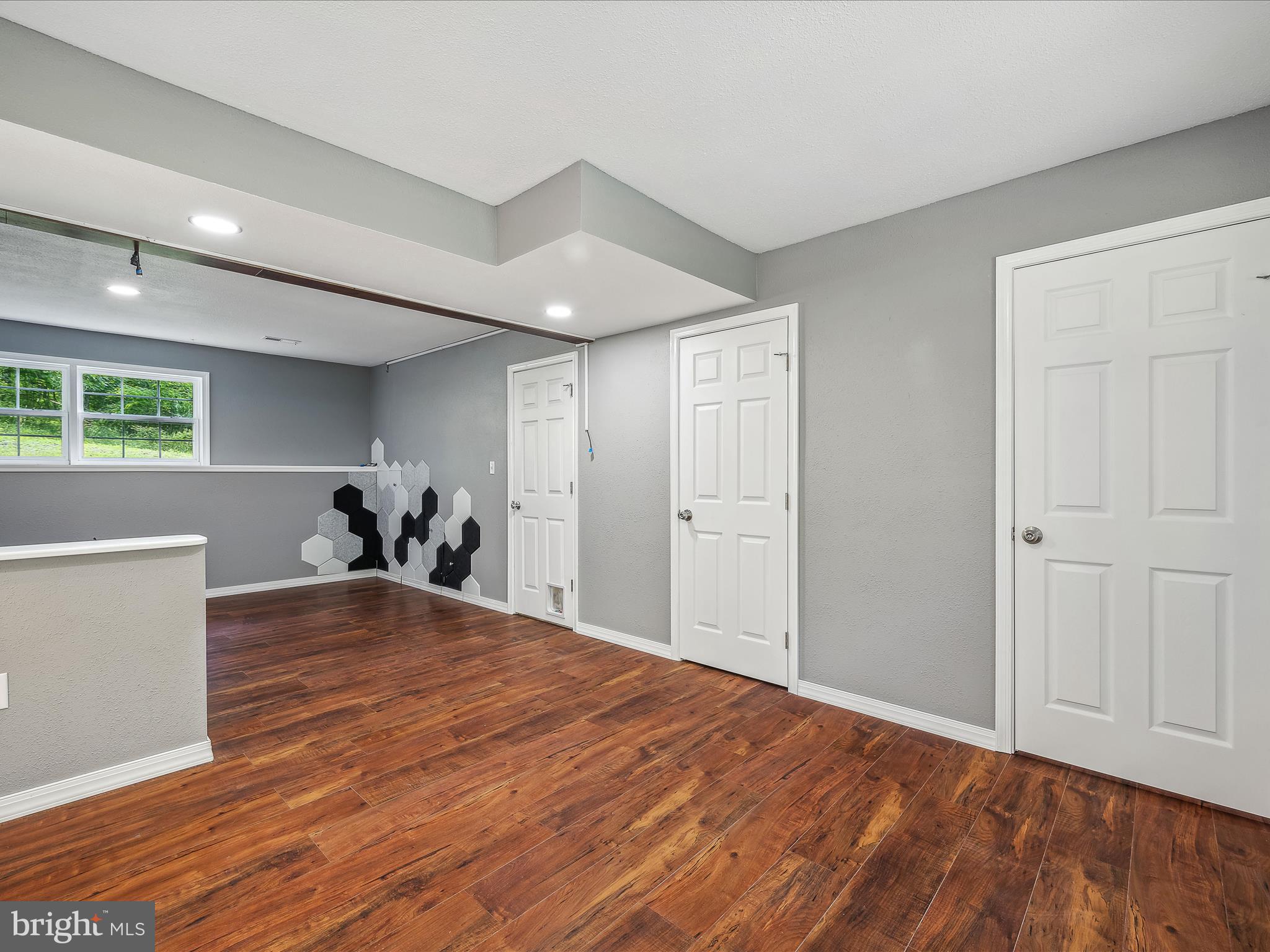21 PRESLEY LANE