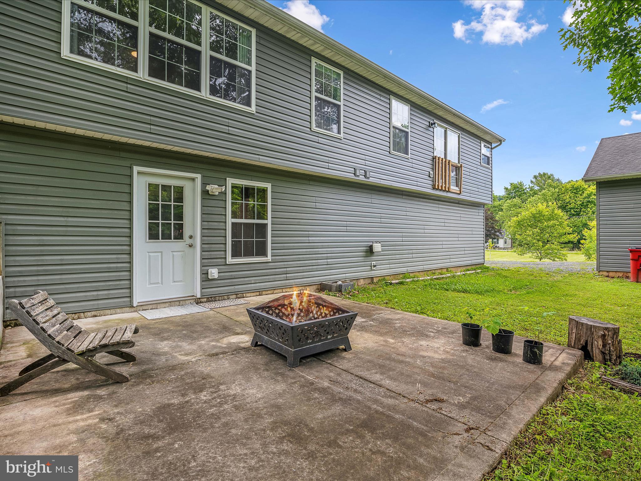 21 PRESLEY LANE
