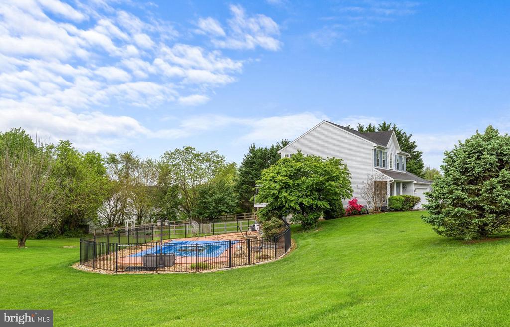 365 STAFFORD LANE
